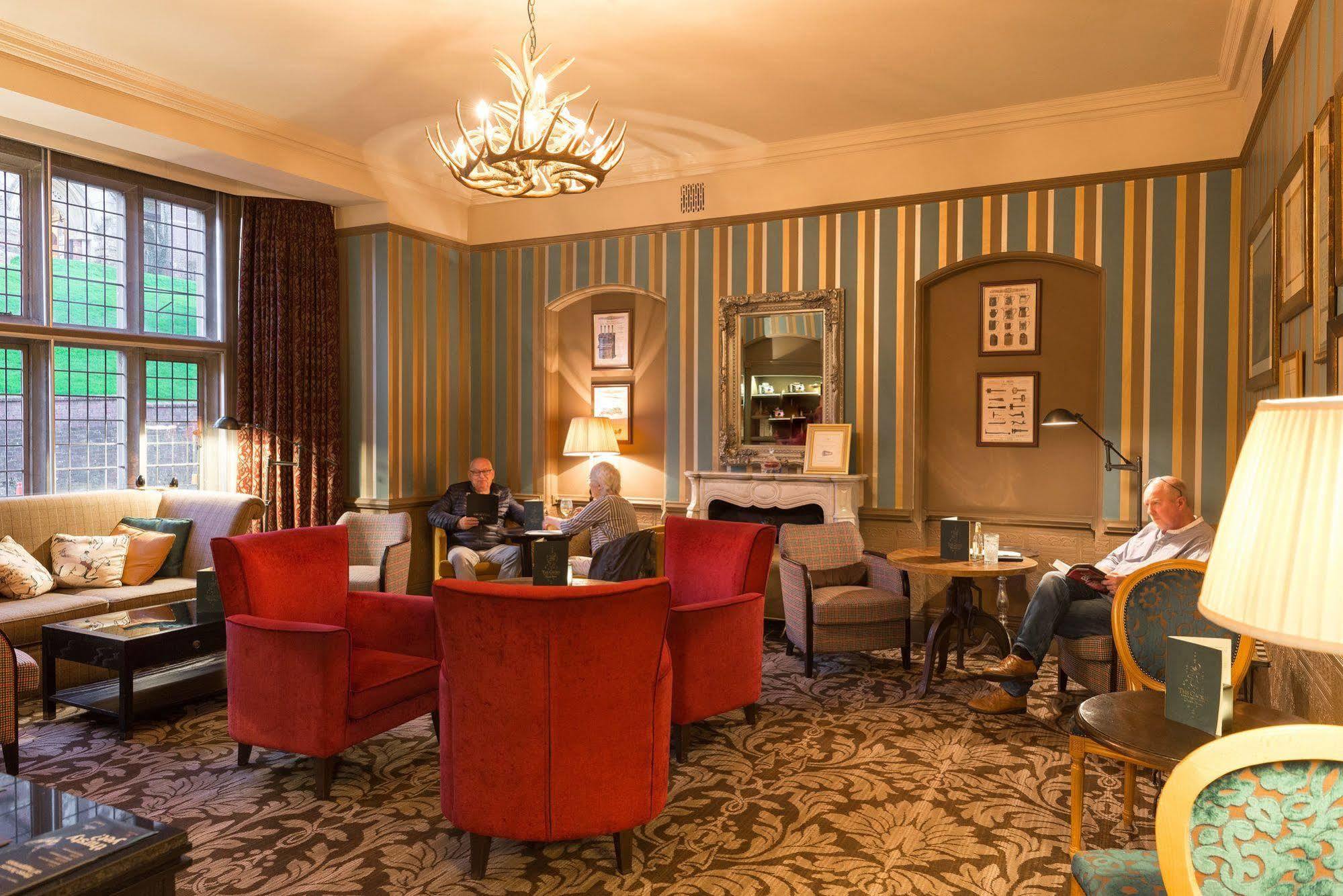 The Crown Manor House Hotel Lyndhurst Esterno foto
